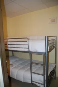 Uafhængig lejlighed i hus med pool - Image 4