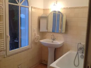 Charming villa sea view and castle .wifi, parking - Image 4