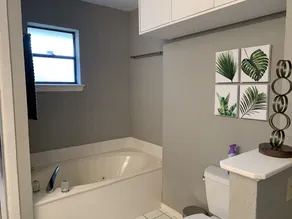 Grande maison à Plano avec tout ce dont vous avez besoin pour vous sentir chez vous. - Image 5