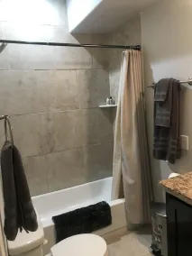 3- Queens/ sleeps 6 - Image 3