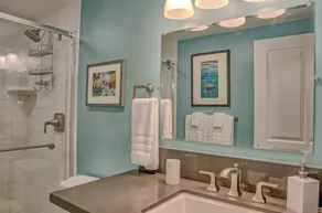 Welcome to Azure Bay, luxury oceanfront condo - Image 5