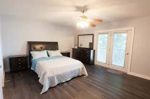 Amazing Lakefront cottage on Paradise Lake - Image 5