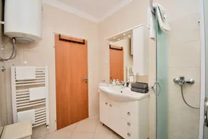 Apartment Vlado, (16253), Porec, hr - Image 3