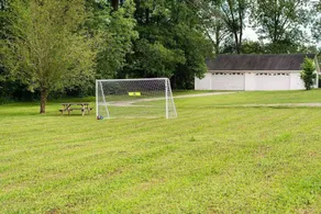 Colonial Manor ~ Neu verbessert ~ SAUBER ~ Familienanwesen ~ Leichte 30-minütige Fahrt nach Nashville oder Franklin - Image 2