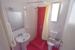 Fantastic studio apartment for 2 people, with - Image 2