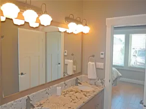 Beach House at Qualicum Resort | En Suite, Semi En Suite, Pool & Hot Tub! - Image 3