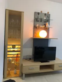 Apartamento e em um local tranquilo, com uma bela varanda, perto do Lago Constance. Messe Friedrichshafen - Image 2