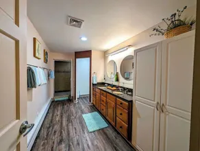 Acadia Luxury Penthouse Suite - Image 3