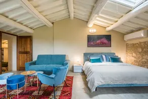 Tuscan Escape – Charming Apartments with Pool, Jacuzzi, Sauna, Vineyards & Forests near Siena - Image 4