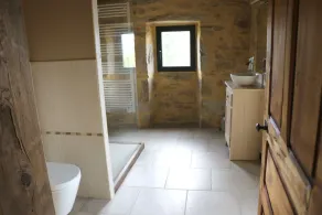 Large, charming stone house in a quiet location with a spectacular view - Image 4