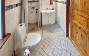 Superbe maison de 3 chambres à Nexø - Image 3