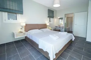 Remvi Villa - Image 4