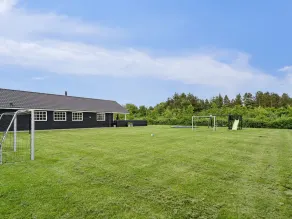 18 person holiday home in Nørre Nebel - Image 5
