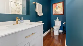 My Prima Karina BEAUTIFUL 4bd 2ba in quiet Chicago Suburb - Image 3