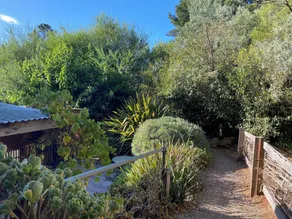 Saturna Art Retreat; privat badtunna - Image 5