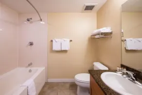 Modern Ski Studio Apartment with In-Room Fireplace - Fraser Crossing Founders Pointe Premium-Rated 4443 - Image 2