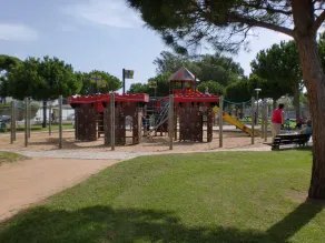 FANTASTIQUE POUR LES FAMILLES - Image 3