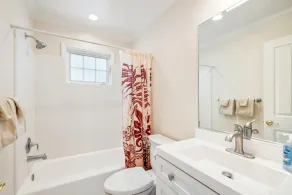 Kai Nalu, Spacious, Beachfront Home, A/C - Image 5