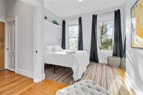 Historic Somerville Cambridge 1 Bed, Inman Square - Image 4