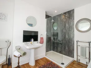 157 Watling Street South - Image 5
