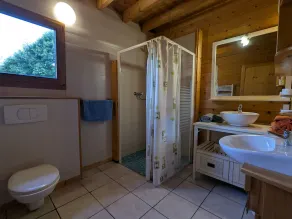 Chalet spacieux près de Gérardmer avec terrasse, verger et activités montagne - Image 2