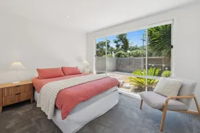 Aqua Retreat - swimming pool plus pet friendly! - Image 4