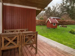 6 person holiday home in Fårvang - Image 2