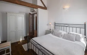 Luxurious Home In Visnjan - Image 5
