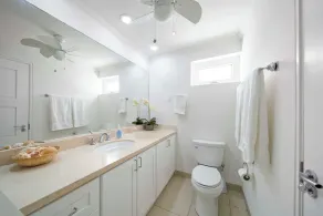 Palm Beach Villa 204 - Image 2