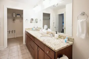 Spacious 3 BR 2 Bath Loft Condo in Grand Landing - Image 5