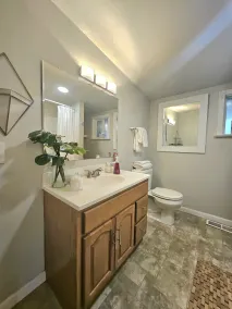 <br>~Keasington House, a Mid Century Gem in Hucrest.  2bdrm, 2bath - Image 5