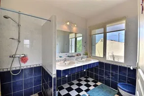Family house with beautiful sea view and close to beaches - Image 2