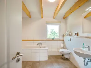 Tranquil Holiday Home in Winsen near River - Image 4