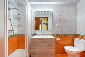 Apartamento a 60 metros da praia com vista mar, terraço, A/C e Wi-Fi - Image 4
