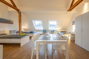 Bright modern studio, up to 3 people - Image 4