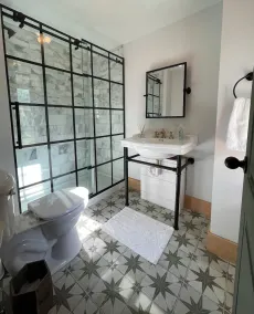 Lakefront Getaway at the Cozy Stone House - Image 3