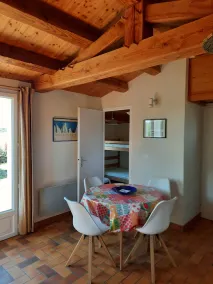 Nyligt vendeenne hus med fuldt lukket have - Image 3