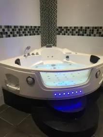 Le Love Spa appartement détente romantique avec Jacuzzi,Sauna... - Image 4