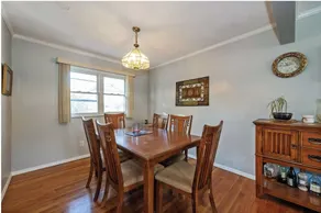 50% off 4bedrooms+2baths+living rooms+kitchen+dinning room+family room+ backyard - Image 2