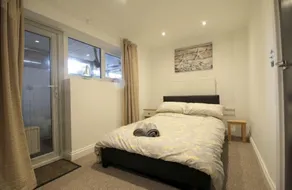 One bed apartment near beach - Image 4