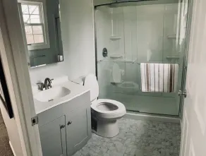 Renovated 5 bedrooms.  6 beds. Great water pressure! New memory foam beds!  - Image 3