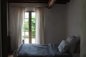 Beautiful 4-Bed country cottage with pool - Image 3