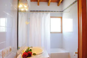 Traditional Finca Era des Pou, private pool, quiet location, large garden, Wi-Fi - Image 5