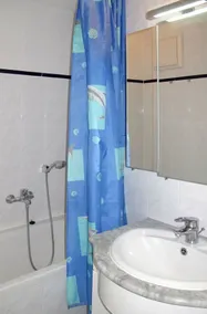 Hyggelig lejlighed for 6 gæster med WIFI, TV og balkon - Image 2