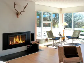 Family-Friendly House with Sauna - Image 3
