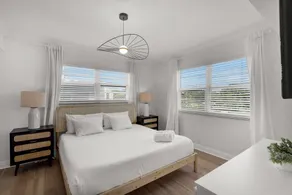 HIBISCUS Suite 2BD/1BA Steps to Lincoln Road South Beach - Image 3
