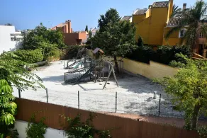 Ideal holiday apartments in Puerto Banus Terazzas Del Rodeo - Image 2