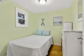 3 Schlafzimmer - Waterfront Location On St. Lawrence River - Image 2