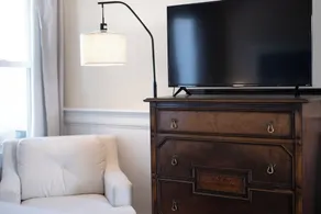 Inn at 7 Central - Image 3