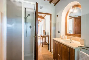 Glicine Apartment Podere Giardino - Image 3